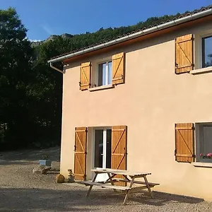 Hébergement de vacances Louis, Saint-Paul-des-Fonts