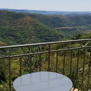 Hébergement de vacances La Petite Maison Des Artistes, Castelnau-Pégayrols